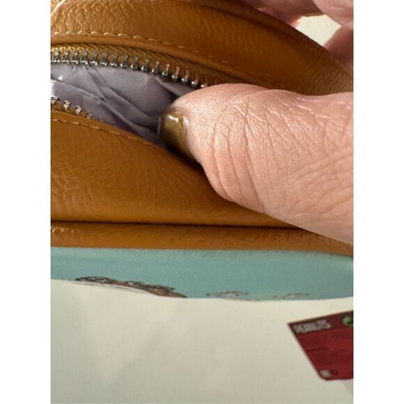 NWT Loungefly Snoopy Peanuts Purse - Picture 13 of 15